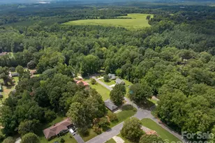 901 S 10th St, Bessemer City, NC 28016 - Photo 31