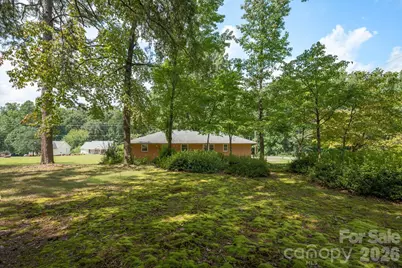 901 S 10th Street, Bessemer City, NC 28016 - Photo 33