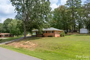 901 S 10th St, Bessemer City, NC 28016 - Photo 29
