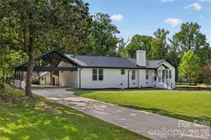 153 Woodlynn Dr, Charlotte, NC 28214 - Photo 3