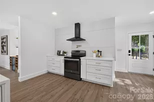 153 Woodlynn Dr, Charlotte, NC 28214 - Photo 11