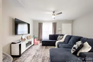 3005 Chatuge Ct, Charlotte, NC 28214 - Photo 5