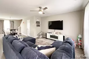 3005 Chatuge Ct, Charlotte, NC 28214 - Photo 3