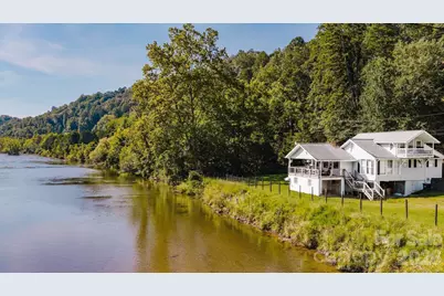 1380 Highway 19A Highway, Whittier, NC 28789 - Photo 1