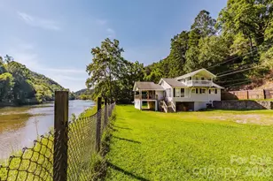 1380 Hwy 19A Hwy, Whittier, NC 28789 - Photo 43