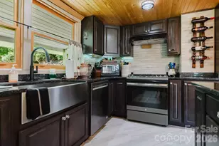 1380 Hwy 19A Hwy, Whittier, NC 28789 - Photo 13