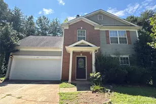1601 Elk Creek Ct, Charlotte, NC 28214 - Photo 1