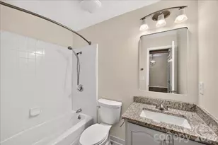 301 Queens Rd, Charlotte, NC 28204 - Photo 29