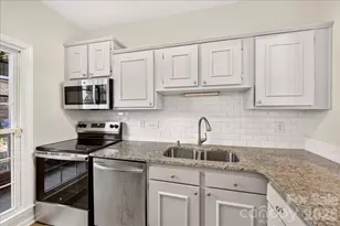 301 Queens Rd, Charlotte, NC 28204 - Photo 7