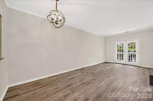 301 Queens Rd, Charlotte, NC 28204 - Photo 13