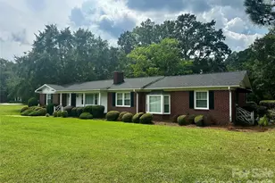 501 N Main St, Jefferson, SC 29718 - Photo 1