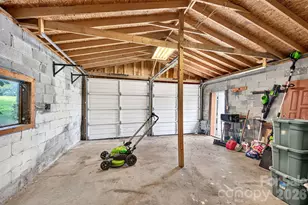1057 Skyway Dr, Marshall, NC 28753 - Photo 27