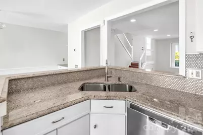 8228 Legare Court, Charlotte, NC 28210 - Photo 5