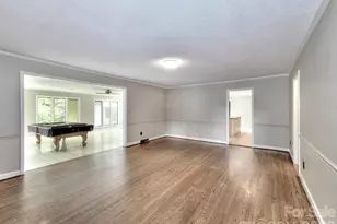 1401 Heatherloch Dr, Gastonia, NC 28054 - Photo 11