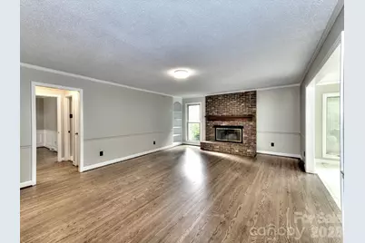 1401 Heatherloch Drive, Gastonia, NC 28054 - Photo 9