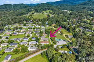 12 N Frederick Ln, Hendersonville, NC 28792 - Photo 37
