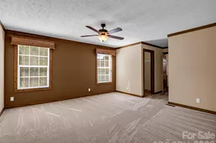 12 N Frederick Ln, Hendersonville, NC 28792 - Photo 15