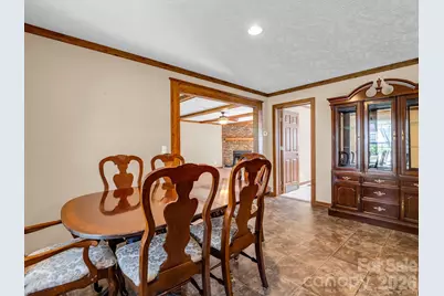 12 N Frederick Lane, Hendersonville, NC 28792 - Photo 9