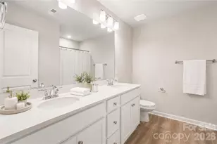2224 Dardan Woods Dr, Charlotte, NC 28215 - Photo 13