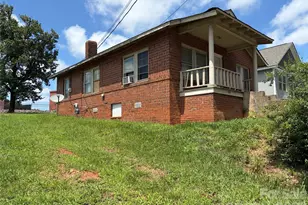 150 Woodlawn Dr, Statesville, NC 28677 - Photo 3