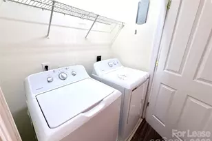 518 E 9th St, Charlotte, NC 28202 - Photo 13