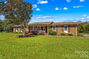 306 S Greenbriar Rd, Statesville, NC 28625 - Photo 1