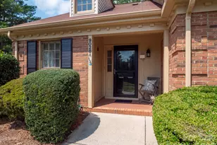 9028 Providence Colony Dr, Charlotte, NC 28277 - Photo 3