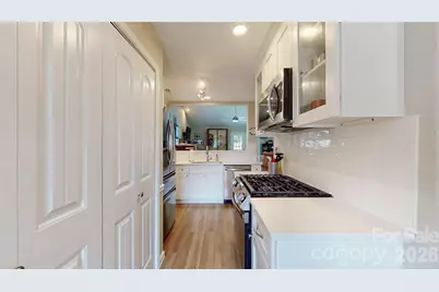 9028 Providence Colony Drive, Charlotte, NC 28277 - Photo 11