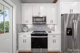 42 Summit Ave, Brevard, NC 28712 - Photo 17