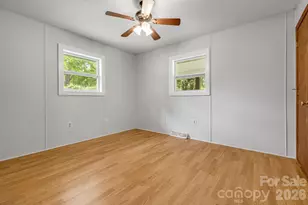 25 Hickory Tree Rd, Asheville, NC 28805 - Photo 19