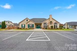 827C Wynnshire Dr, Hickory, NC 28601 - Photo 29