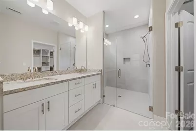 827C Wynnshire Drive #66, Hickory, NC 28601 - Photo 19