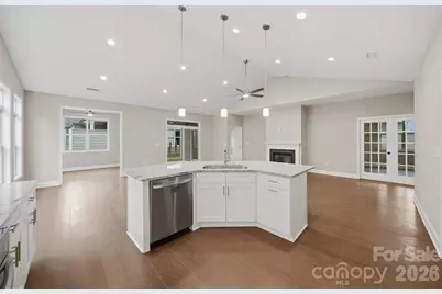 827C Wynnshire Drive #66, Hickory, NC 28601 - Photo 7
