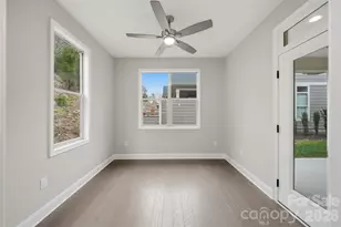 827C Wynnshire Dr, Hickory, NC 28601 - Photo 11