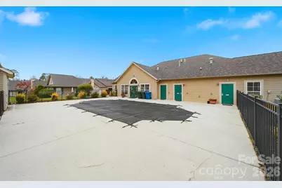 827C Wynnshire Drive #66, Hickory, NC 28601 - Photo 35