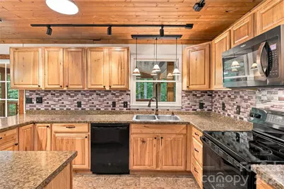 75 Crosswick Lane, Hendersonville, NC 28739 - Photo 15