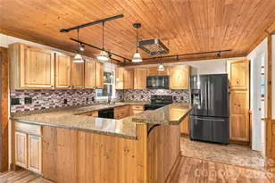 75 Crosswick Ln, Hendersonville, NC 28739 - Photo 17