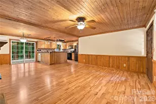 75 Crosswick Ln, Hendersonville, NC 28739 - Photo 23