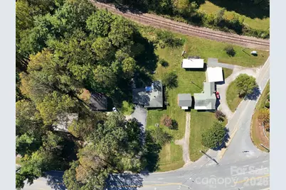 3305 Spartanburg Highway, Flat Rock, NC 28731 - Photo 11