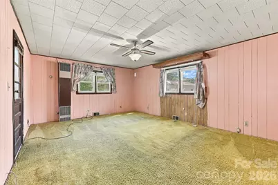 3305 Spartanburg Highway, Flat Rock, NC 28731 - Photo 35