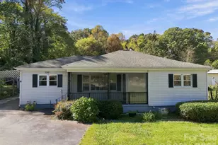 3305 Spartanburg Hwy, Flat Rock, NC 28731 - Photo 1