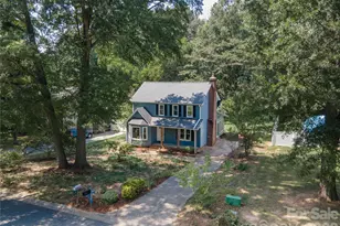 10717 Danesway Ln, Cornelius, NC 28031 - Photo 3