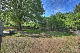 6422 Pineburr Rd, Charlotte, NC 28211 - Photo 45
