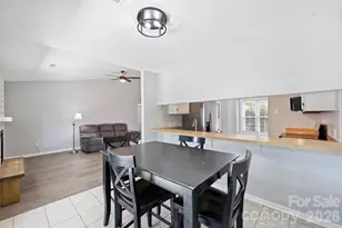 6422 Pineburr Rd, Charlotte, NC 28211 - Photo 15