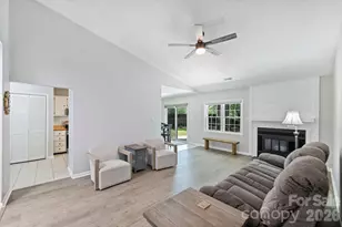 6422 Pineburr Rd, Charlotte, NC 28211 - Photo 7
