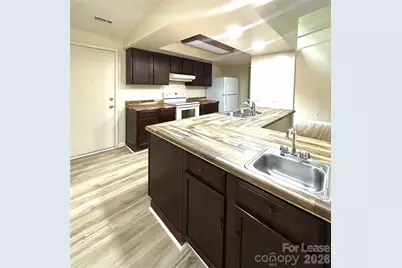 1725 Van Dyke Drive, Charlotte, NC 28213 - Photo 9