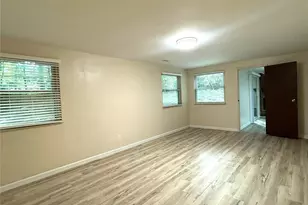 1725 Van Dyke Dr, Charlotte, NC 28213 - Photo 23