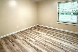1725 Van Dyke Dr, Charlotte, NC 28213 - Photo 19