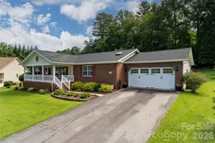 40 Meadow Dr, Etowah, NC 28742 - Photo 3