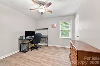 323 Avery Avenue, High Point, NC 27265 - Photo 5
